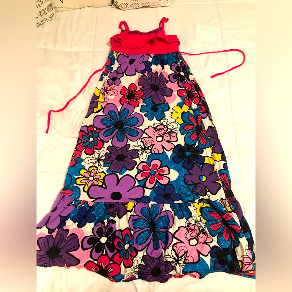 Long floral, sparkly dress, vibrant colors! Size 10 D
